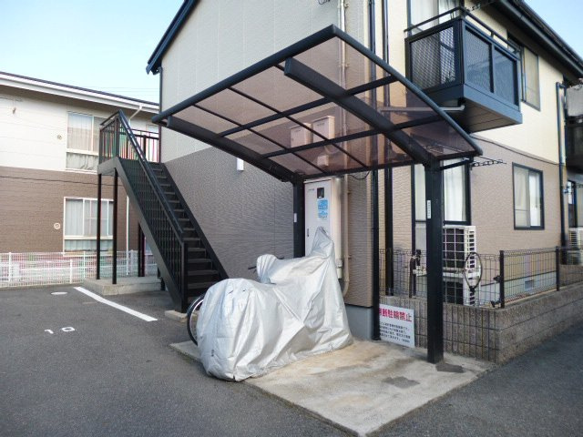 倉敷市四十瀬のアパートのその他共用部分|自転車置き場