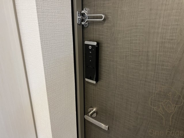エスリードレジデンス大阪福島シティウエストの玄関