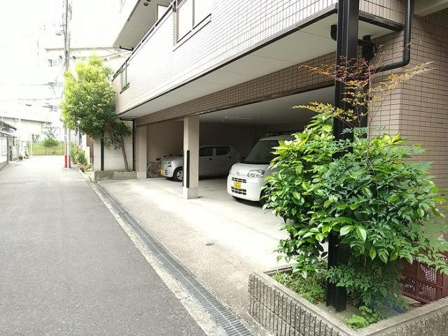 【駐車場】 | ボナールタクミ | 駐車場