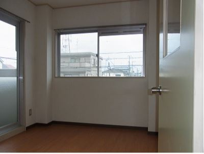 【内装】 | 春日アバンティ