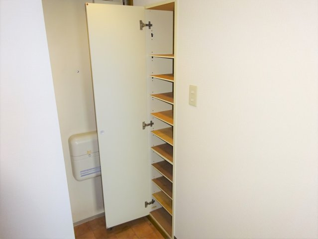 セナリオフラット新小岩の玄関|別部屋類似タイプ