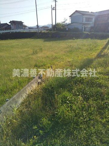 ６０８４０　山県市高富土地の外観