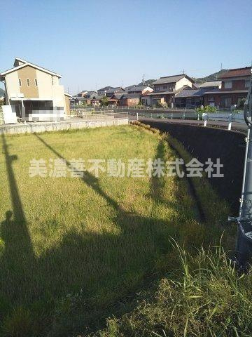 ６０８４０　山県市高富土地の外観