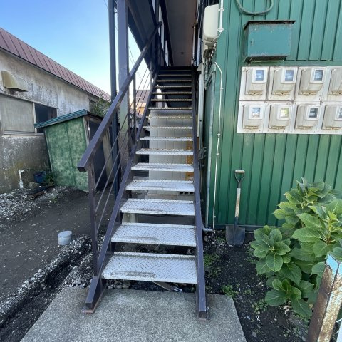 佐々木アパートのエントランス