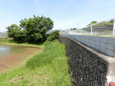 【その他】 | 土地　玉島柏島　全2区画 | 北側擁壁部分。