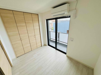 【洋室】 | MarkVilla Oihara