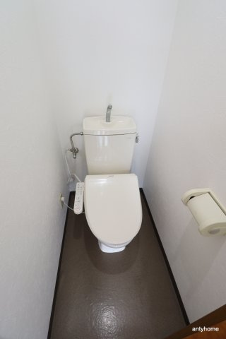ハイツ天六　仲介手数料無料のトイレ