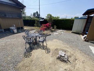 茂原市法目　中古戸建の庭|菜園用地付和風住宅。敷地面積約330坪。平成５年築、6DK。別棟、シャッター付車庫倉庫有り。