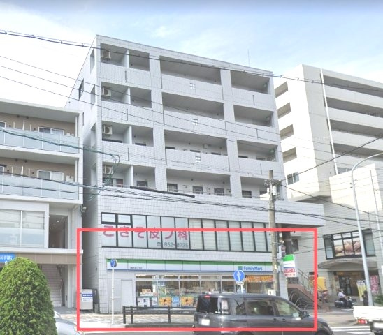 エスティープラザイーストの外観