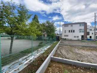 【周辺】 | 稲田公園に隣接