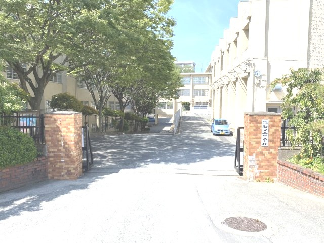 福岡市東区和白東4丁目戸建の周辺|和白丘中学校