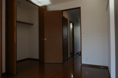 【寝室】 | ファミーユ昭和 | 洋室