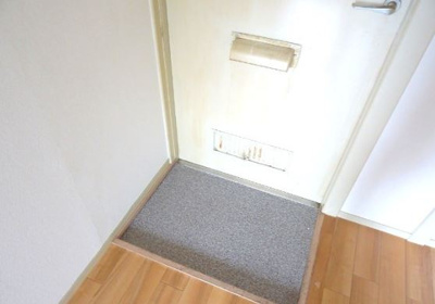 【玄関】 | ウラノス壱番館