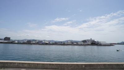 【展望】 | 【上質リフォーム】ファミール江波公園リバーサイド参番館 | 【四季を感じる】
四季の移ろい・爽やかな青空や風を感じられ
自然を愉しめるパノラマビュー。
毎日の暮らしに余裕を感じさせてくれる、
遮る物の無い開放的な眺望を是非、ご堪能ください。