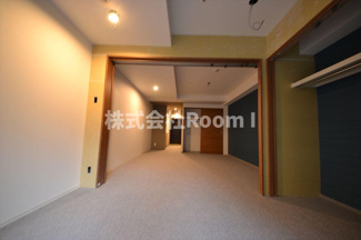 【洋室】 | Ｕｒｅｓｉｄｅｎｃｅ　Ｔｅｍｍａｂａｓｈｉ | 落ち着いた色調の洋室です