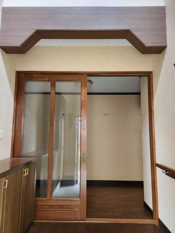 弘前市　袋町　中古住宅の玄関|玄関