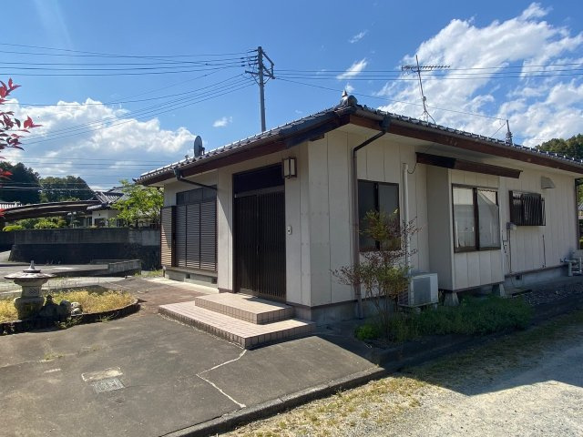 山田町屋敷３DK住宅の外観