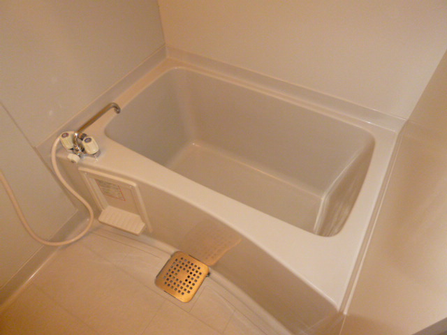 ジョイ福田Ａの浴室