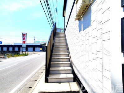 【ロビー】 | AwaHome | 落ち着いたロビーです