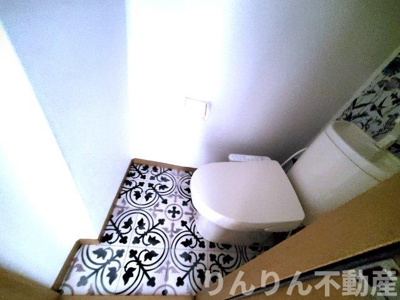 【トイレ】 | AwaHome | 清潔感のあるトイレです