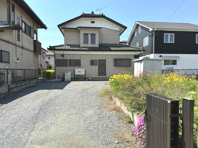 藤岡市白石　中古の駐車場