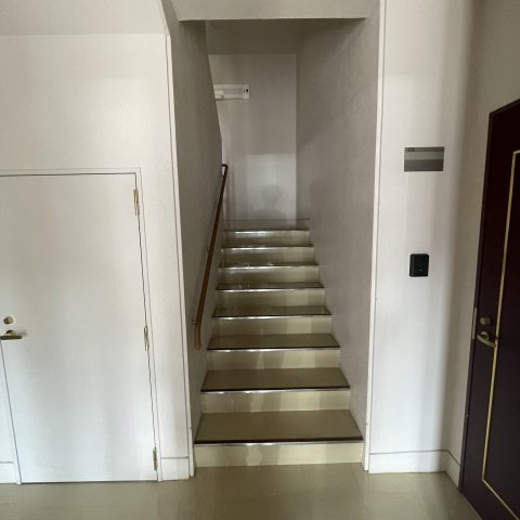 キャメルハウスのエントランス