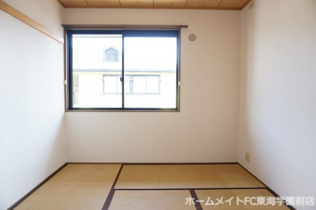 熊本市北区楡木２丁目のアパートの和室