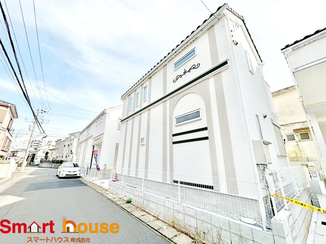 相模原市中央区上溝３丁目【上溝小・上溝中】上溝駅徒歩、都市ガス、収納豊富、小屋裏収納付の前面道路含む現地写真