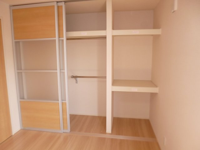 サンライズ並木の収納|クローゼット
