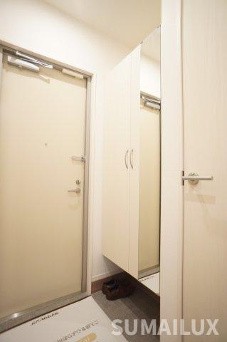 熊本市南区御幸笛田３丁目のアパートの玄関
