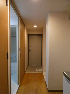【玄関】 | インテンション | 同物件別号室参考写真