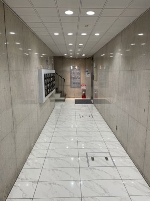 【ロビー】 | 	アジアビルディング