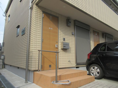 【エントランス】 | シュタルク花園（東花園賃貸） | 清潔なエントランスです