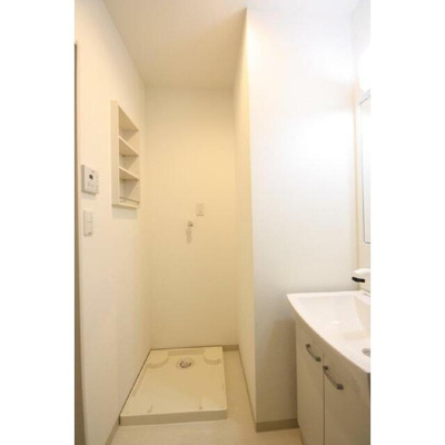 【洗面所】 | バーンメアオ クシュ | 別号室の写真になります。現況優先。