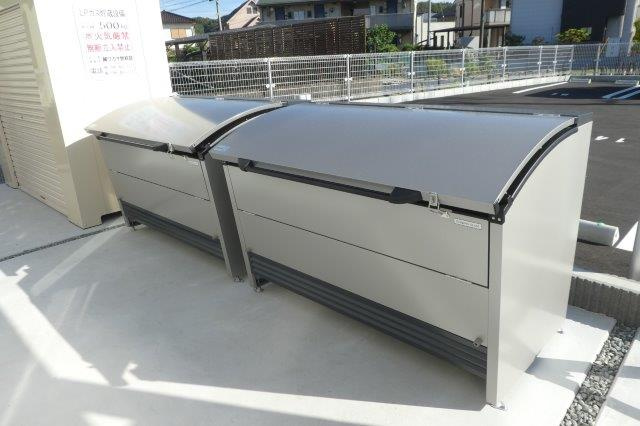 向日葵のその他共用部分|敷地内専用ゴミステーション