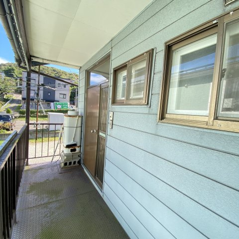 シャトルオバラのエントランス