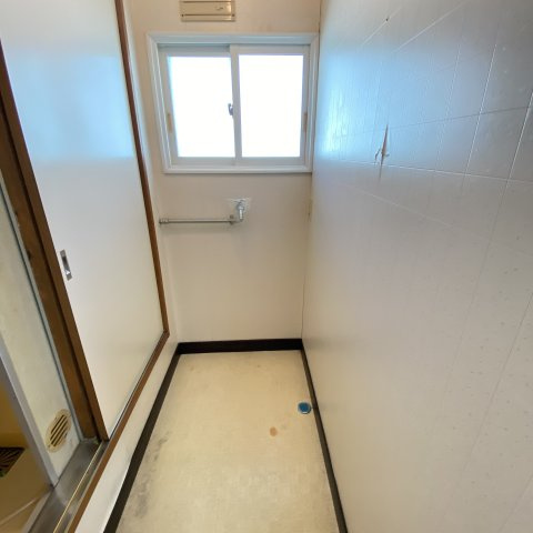 シャトルオバラの洗面所