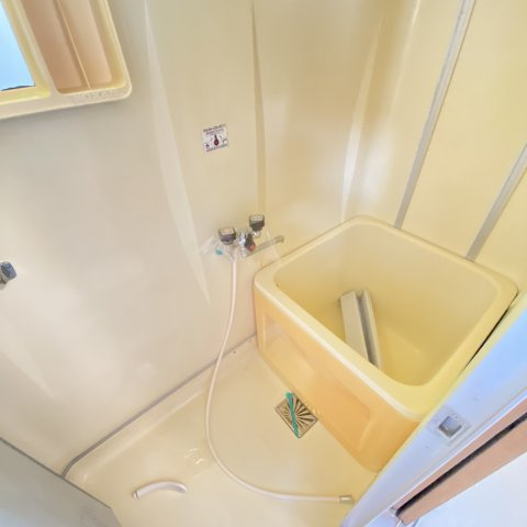 シャトルオバラの浴室