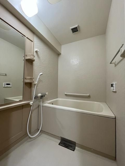 【浴室】 | ラフィーク板付