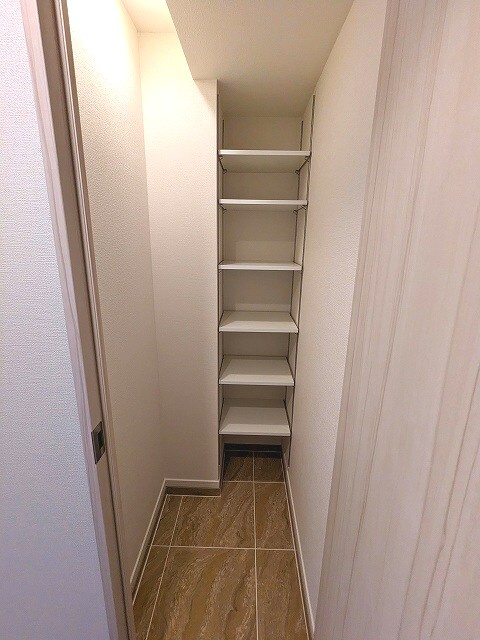 ラドゥセール秋葉原の玄関