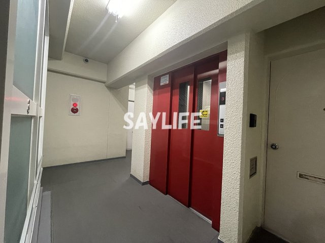 ヤサカハイツのロビー