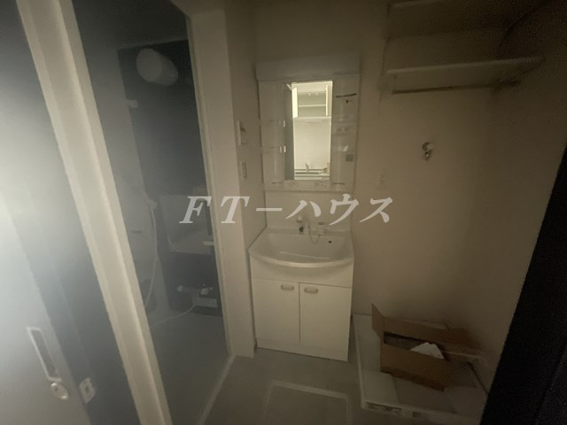 ポルトボナーの独立洗面台