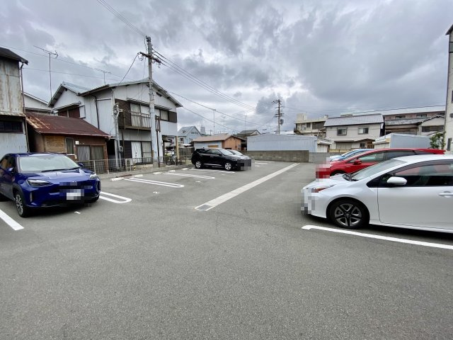 Ｔｏｕｒｎｅｓｏｌの駐車場