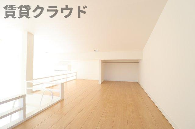 コンフォール千葉の寝室|きれいなお風呂です