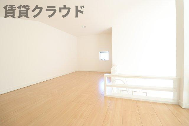 コンフォール千葉の居間・リビング|使いやすい居間です