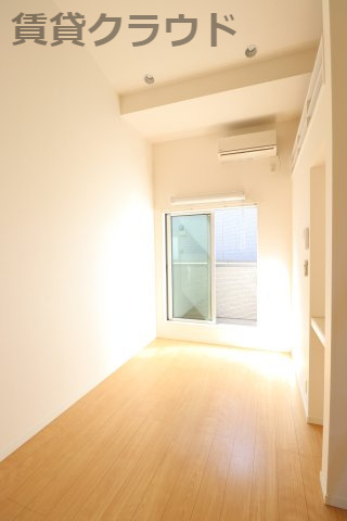 コンフォール千葉の寝室|ゆとりの広さです