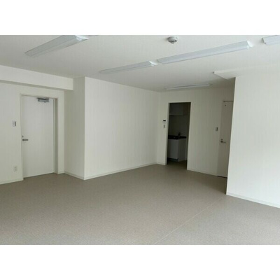  | THE RESIDENCE SHINSAKAE【　1階路面店　】