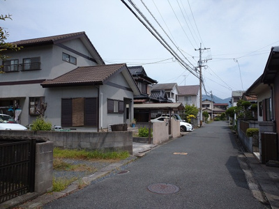 【前面道路含む現地写真】 | 上曽根三丁目4番（B-16）