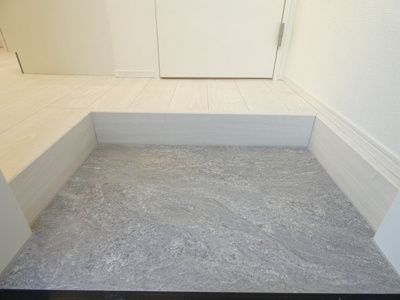 【玄関】 | ロフトレジデンス新守山