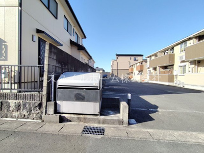 【駐車場】 | ユトリロ緑ヶ丘Ⅱ